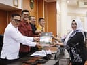Ketua DPRD Kabupaten Solok Ivoni Munir Pimpin Rapat Paripurna Penyampaian Laporan Hasil Pembahasan LHP-BPK TA 2025