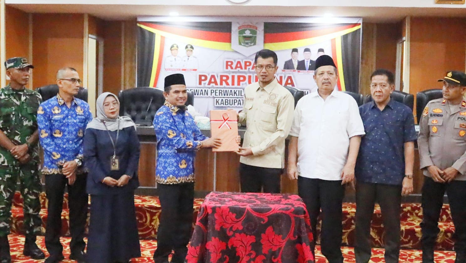 Ketua DPRD Kabupaten Solok Terima Ranperda Pertanggungjawaban Pelaksanaan APBD Tahun Anggaran 2025