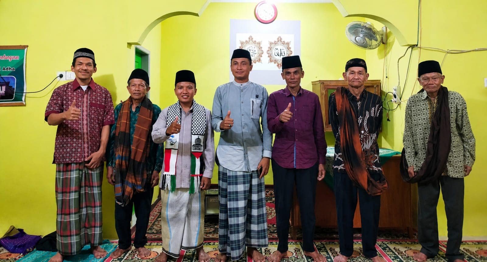 Surau Ateh Sirukam Gelar Pengajian Sambut Tahun Baru Islam 1448 H, Da’i Muda Solok Ajak Jamaah Menjadi Umat Terbaik.